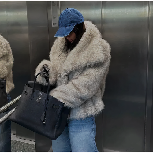 EB | Stilvolle und gemütliche Winterjacke