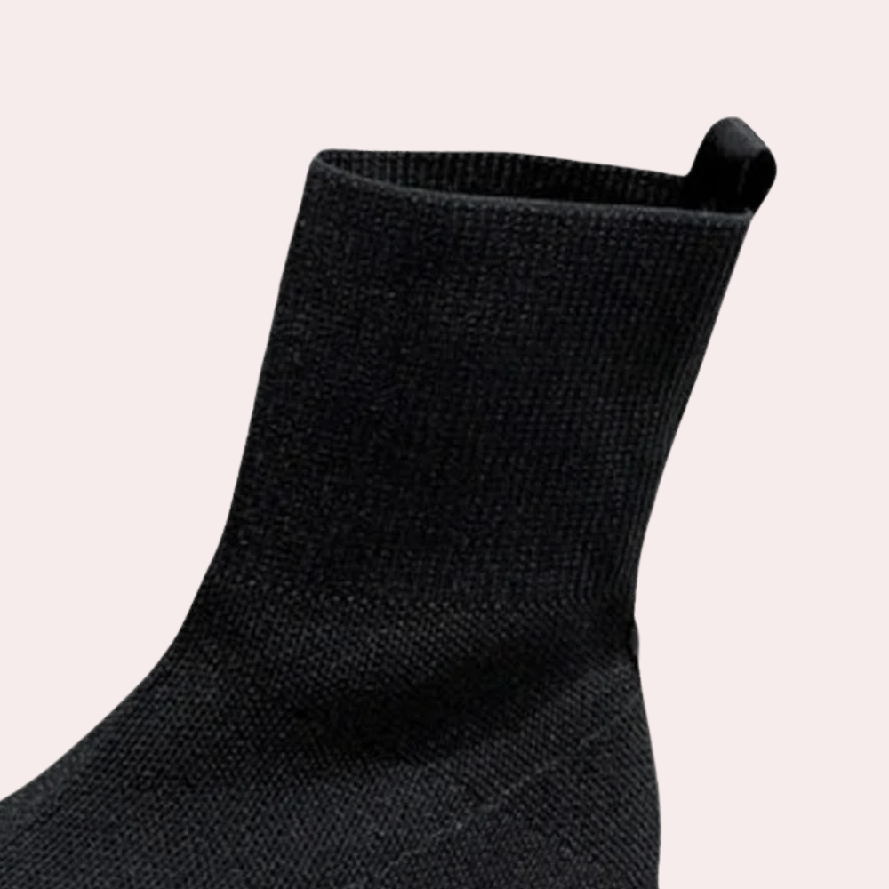 Trendige Strickstiefel für Damen EB