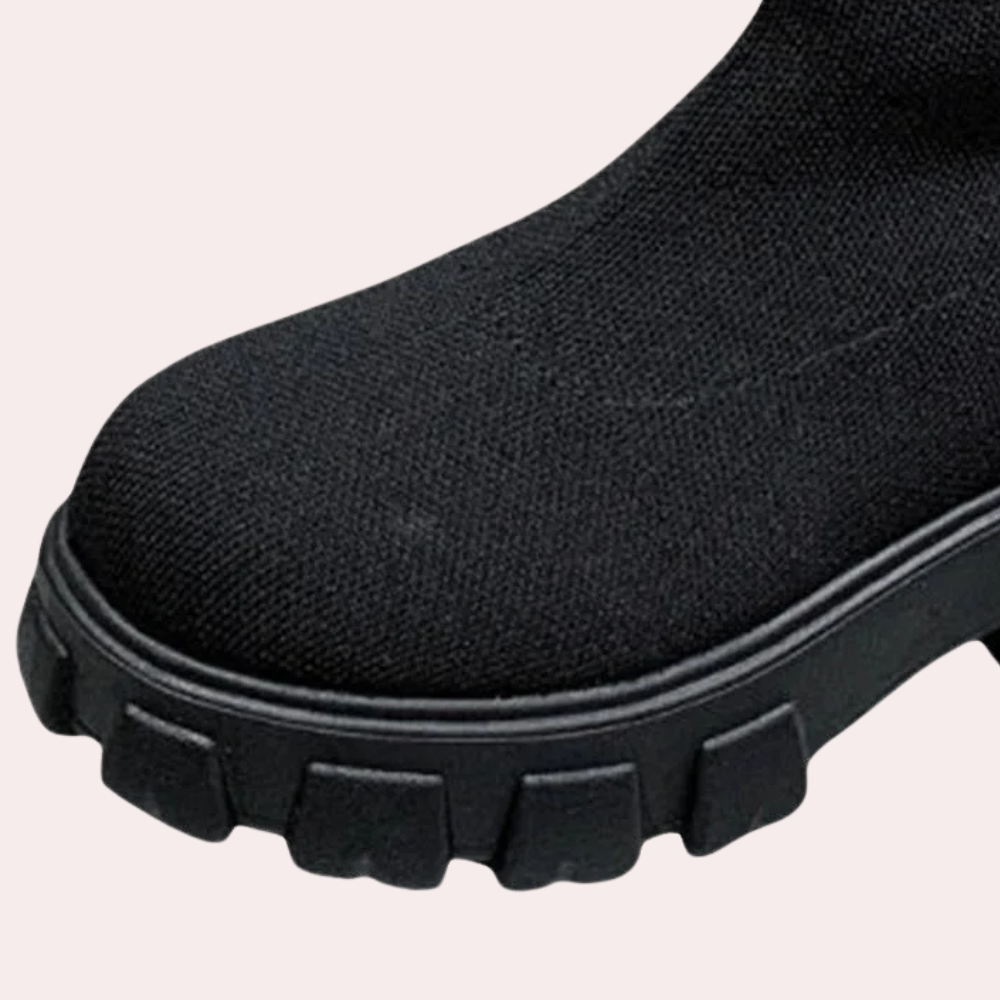 Trendige Strickstiefel für Damen EB