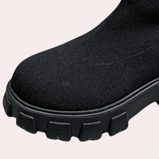 Trendige Strickstiefel für Damen EB