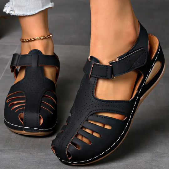 Moderne Sandalen für Damen EB