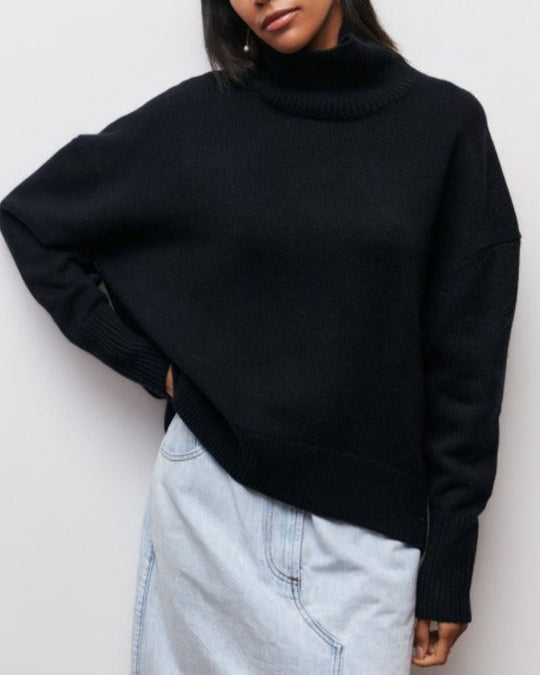 EB | Stehkragensweater