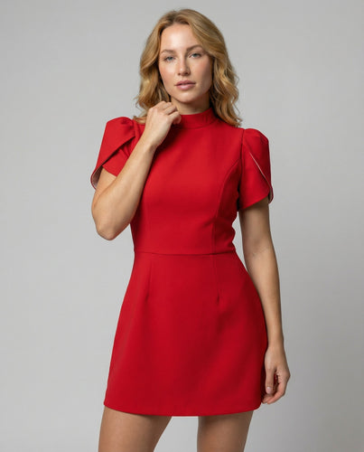 Charmantes Rückenfreies Minikleid | EB