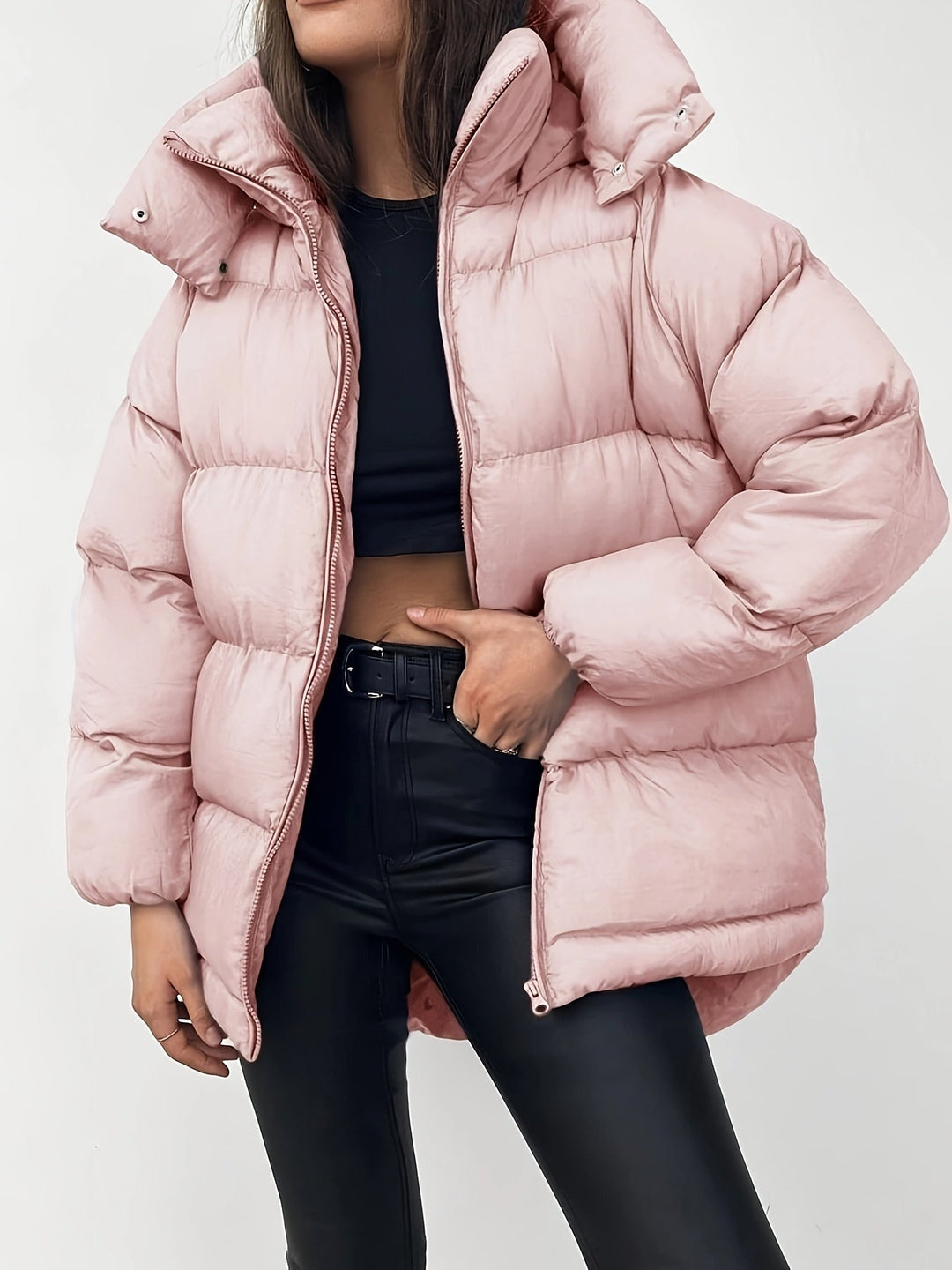 EB | Damen kurze schwarze Pufferjacke mit warmer Isolierung