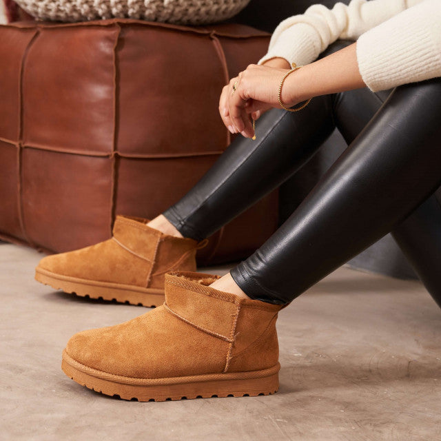Stiefeletten - Slip-On - Mit Fell gefüttert - Winterstiefel - Damenstiefel EB