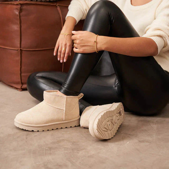 Stiefeletten - Slip-On - Mit Fell gefüttert - Winterstiefel - Damenstiefel EB