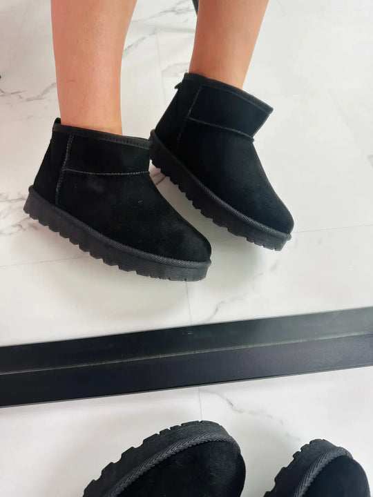 Stiefeletten - Slip-On - Mit Fell gefüttert - Winterstiefel - Damenstiefel EB