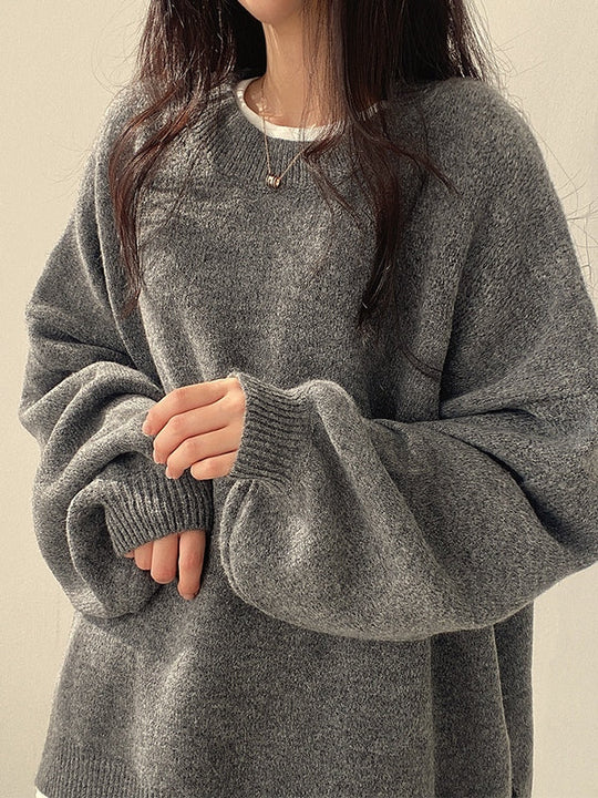 EB | Einfarbiger Oversized Pullover mit Schlitzausschnitt