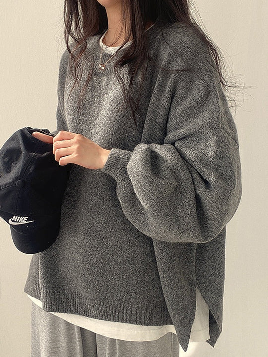 EB | Einfarbiger Oversized Pullover mit Schlitzausschnitt