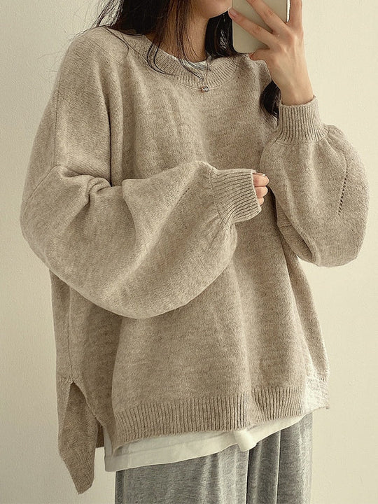 EB | Einfarbiger Oversized Pullover mit Schlitzausschnitt