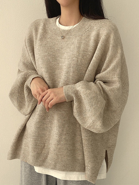 EB | Einfarbiger Oversized Pullover mit Schlitzausschnitt