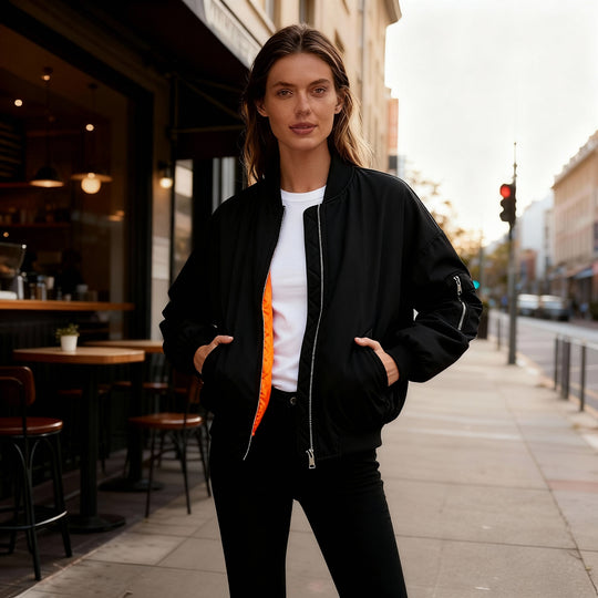 Damen sportliche Bomberjacke mit praktischen Taschen und Stehkragen EB