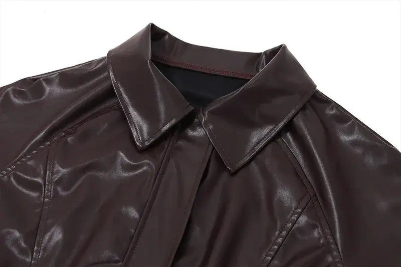 EB | Übergroße Kunstlederjacke