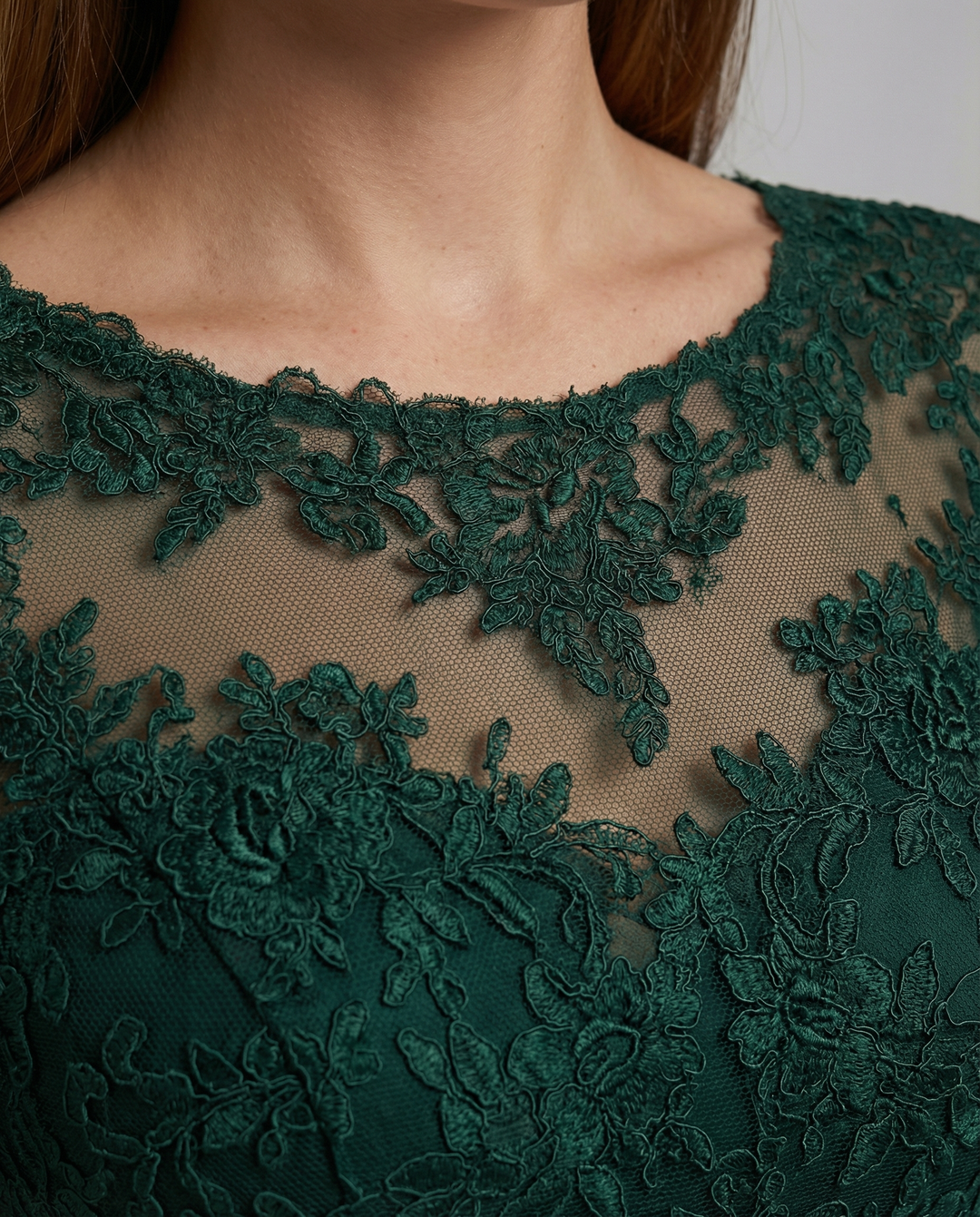 Festliches Maxikleid mit Spitzenbesatz für Damen | EB