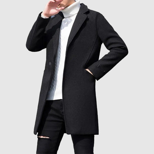 EB | Hardy Daily Windbreaker Mantel