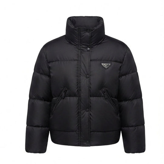 Damen nan kurze gesteppte Reisesteppjacke mit hochschließendem Stehkragen, tailliertem Rippsaum und Reißverschlusstaschen EB