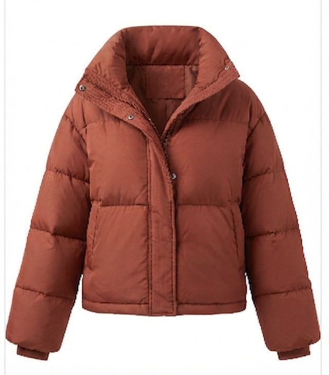 Damen nan kompakte Microfaser-Pufferjacke mit hohem Schalkragen, verdeckter Druckknopfleiste und taillierbarem Saum EB