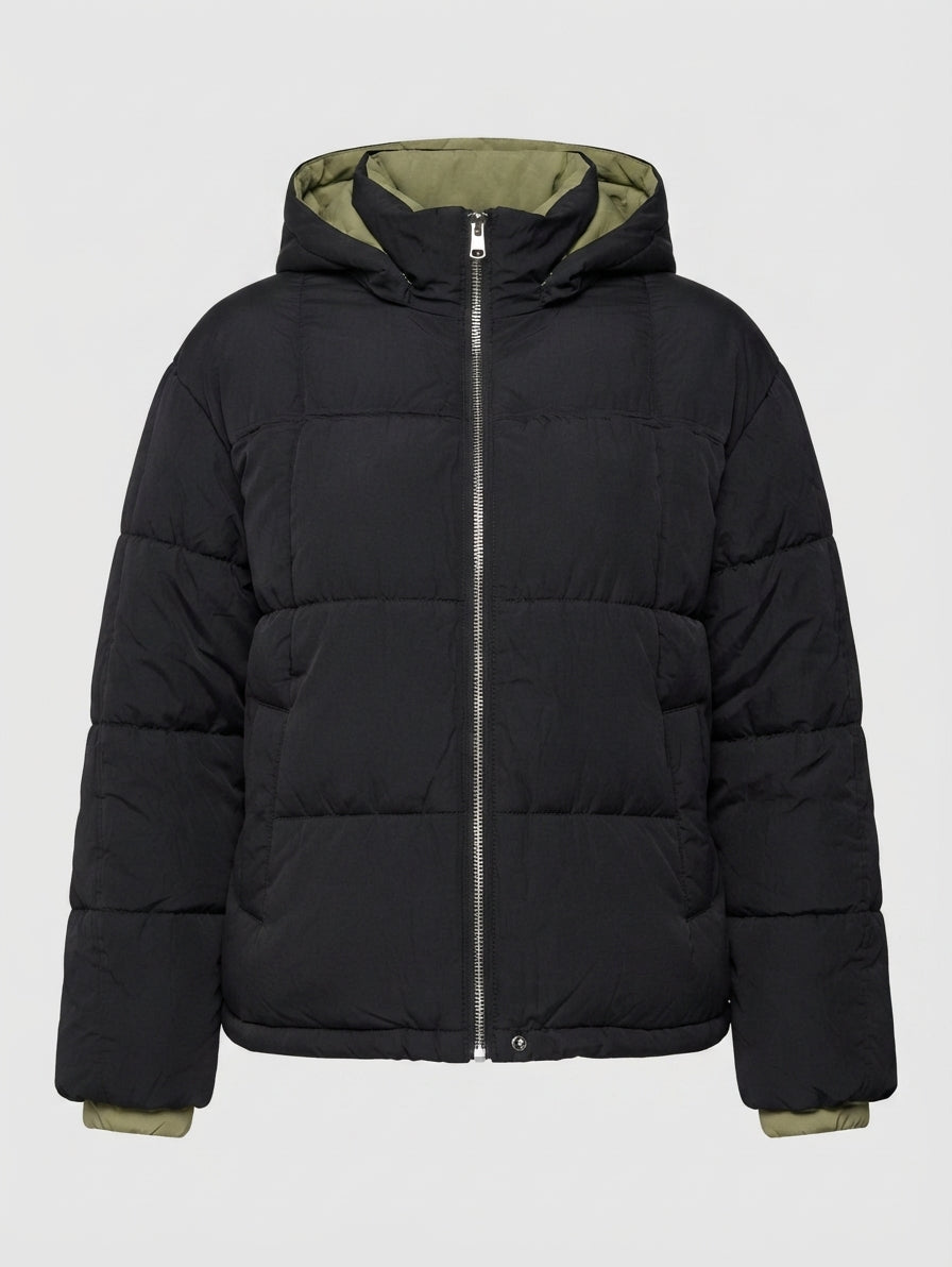 Damen nan kurze wattierte City-Pufferjacke mit kontrastierender Innenblende, Kapuze und isolierender Klimawattierung EB