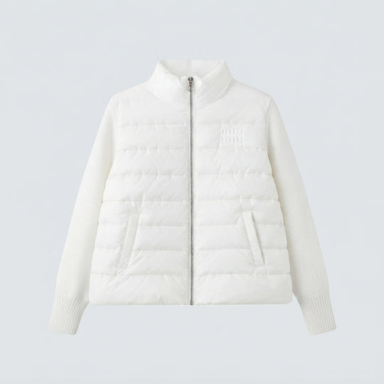 Damen nan kurz geschnittener Hybrid-Steppcardigan mit gesteppter Front, Strickärmeln und hohem Stehkragen EB