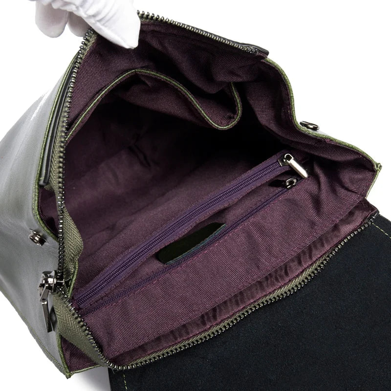 EB | Leder Mini Rucksack für Frauen Luxuriös und Vielseitig