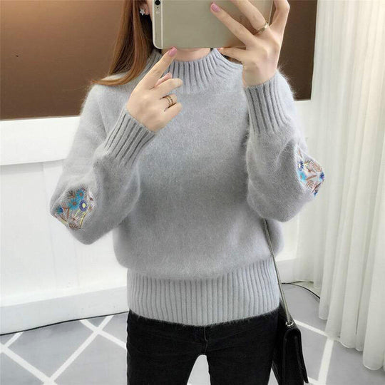 EB | Strickpullover mit floraler Stickerei