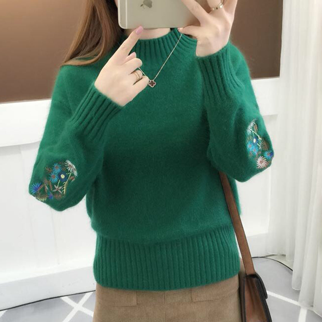 EB | Strickpullover mit floraler Stickerei
