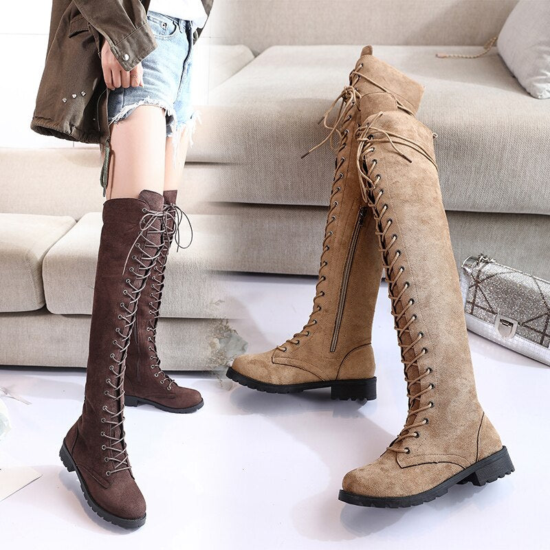 EB Knie Stiefel | Sexy, kantig und auch bequem EB