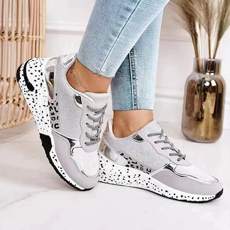 Schnürschuhe mit Leopardenmuster EB