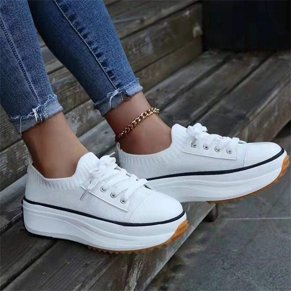 Schnürbare Freizeitschuhe EB