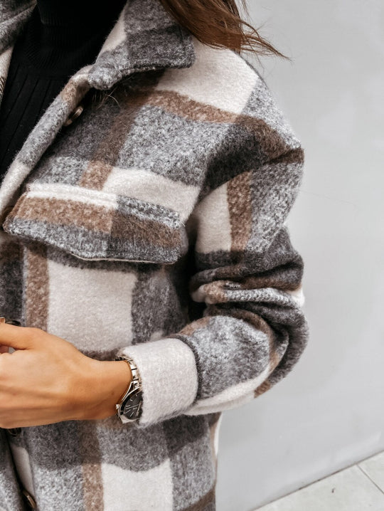 EB | Karierte Jacke für Frauen
