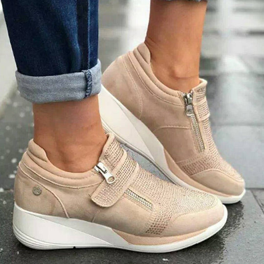 Sneaker mit Keilabsatz EB