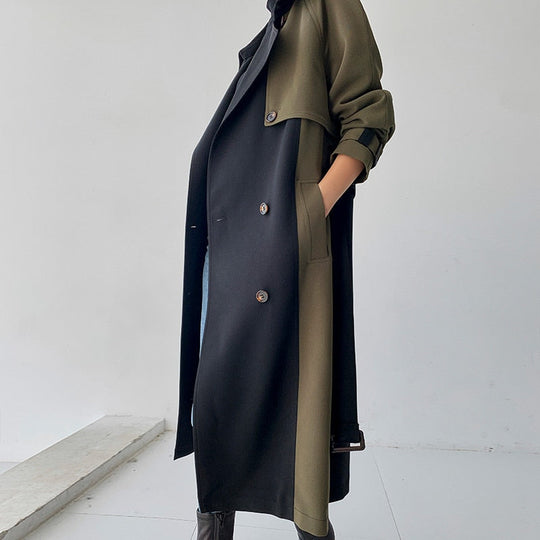 EB | Schicker marineblauer und olivfarbener Trenchcoat