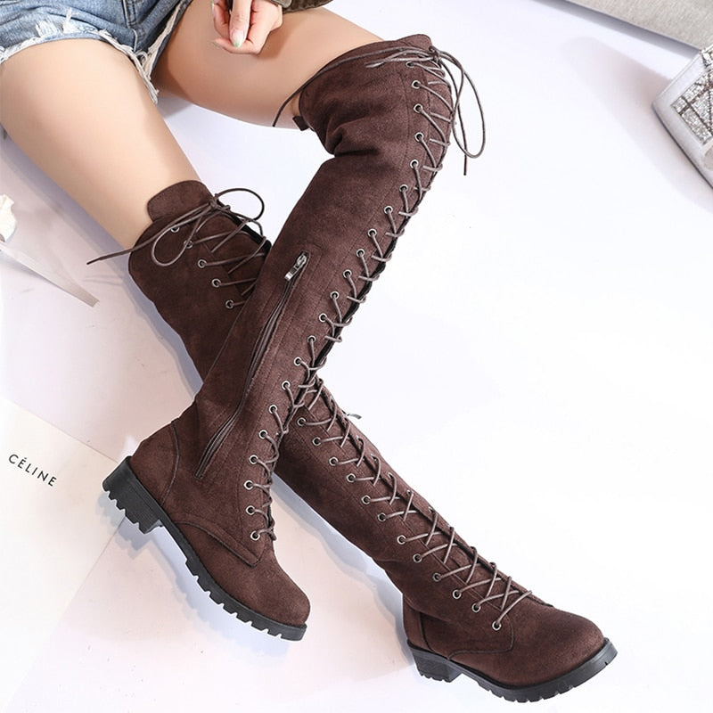 EB Knie Stiefel | Sexy, kantig und auch bequem EB