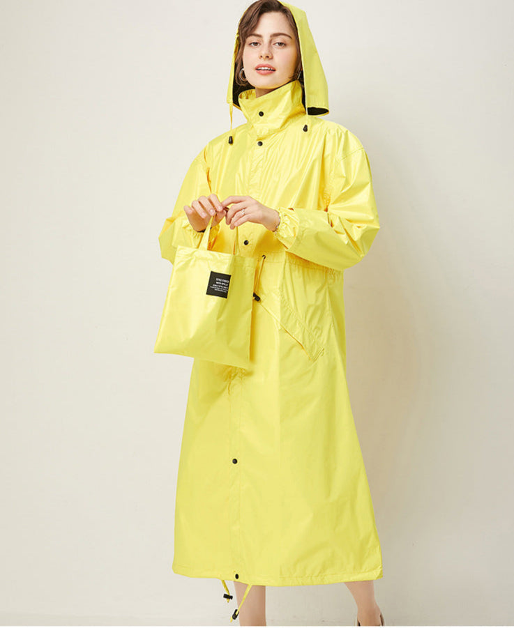 EB | Tragbarer und wasserdichter Poncho