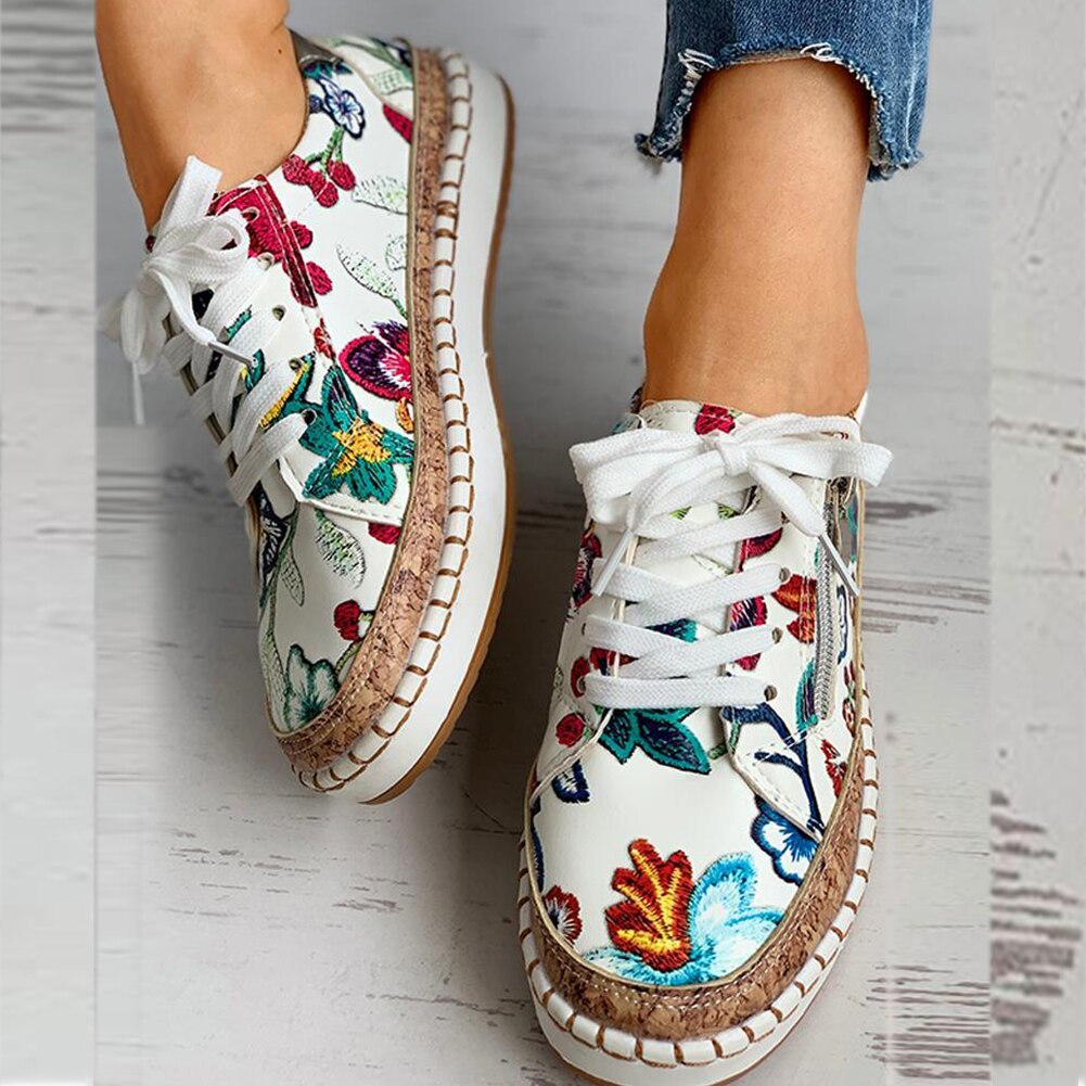 EB | Orthopädische Sportschuhe mit Blumendruck und Schnürsenkeln für stilvollen Komfort