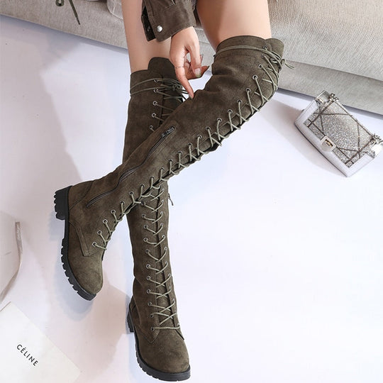 EB Knie Stiefel | Sexy, kantig und auch bequem EB