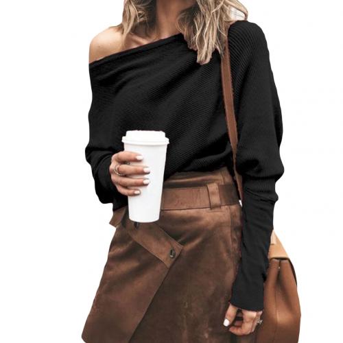EB | Premium Off-Shoulder Sweatshirt