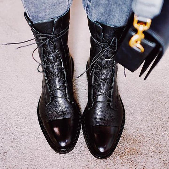EB | Stiefel - Klassisches Lernen und Reisen für Frauen