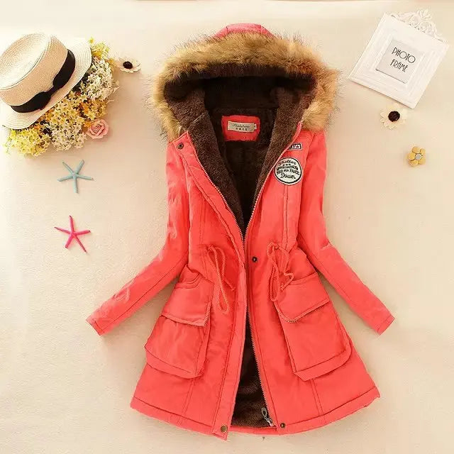 EB | Gefütterte Winterjacke mit Verstellbarem Bund und Kapuze für Frauen