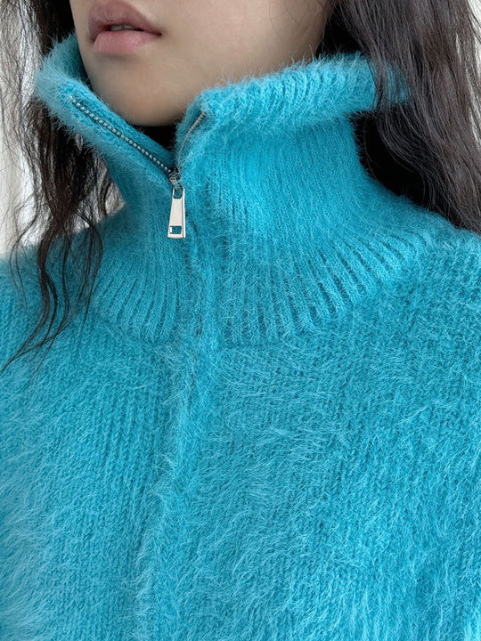 EB | Flauschiger Pullover mit Reißverschluss