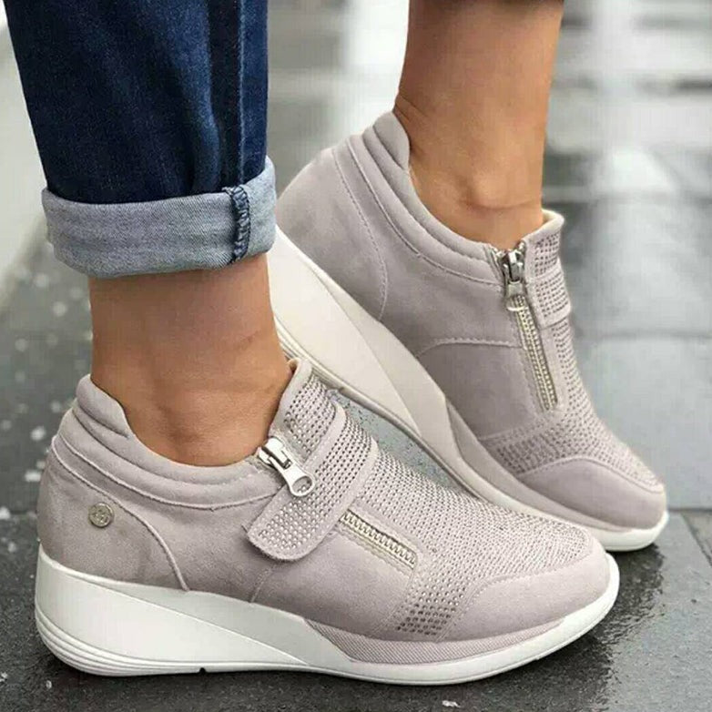 Sneaker mit Keilabsatz EB