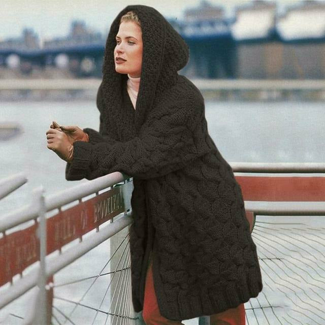 EB | Langer Strickjacke mit Kapuze