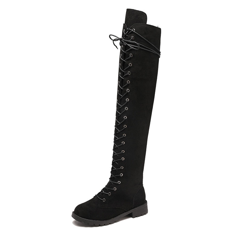 EB Knie Stiefel | Sexy, kantig und auch bequem EB