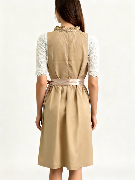EB | Tracht für Damen mit Schürze und Bluse