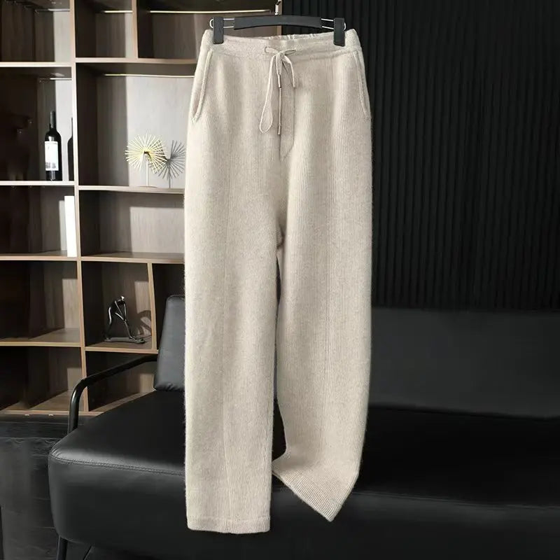 EB | Hochwertige Hoodie und Hosen