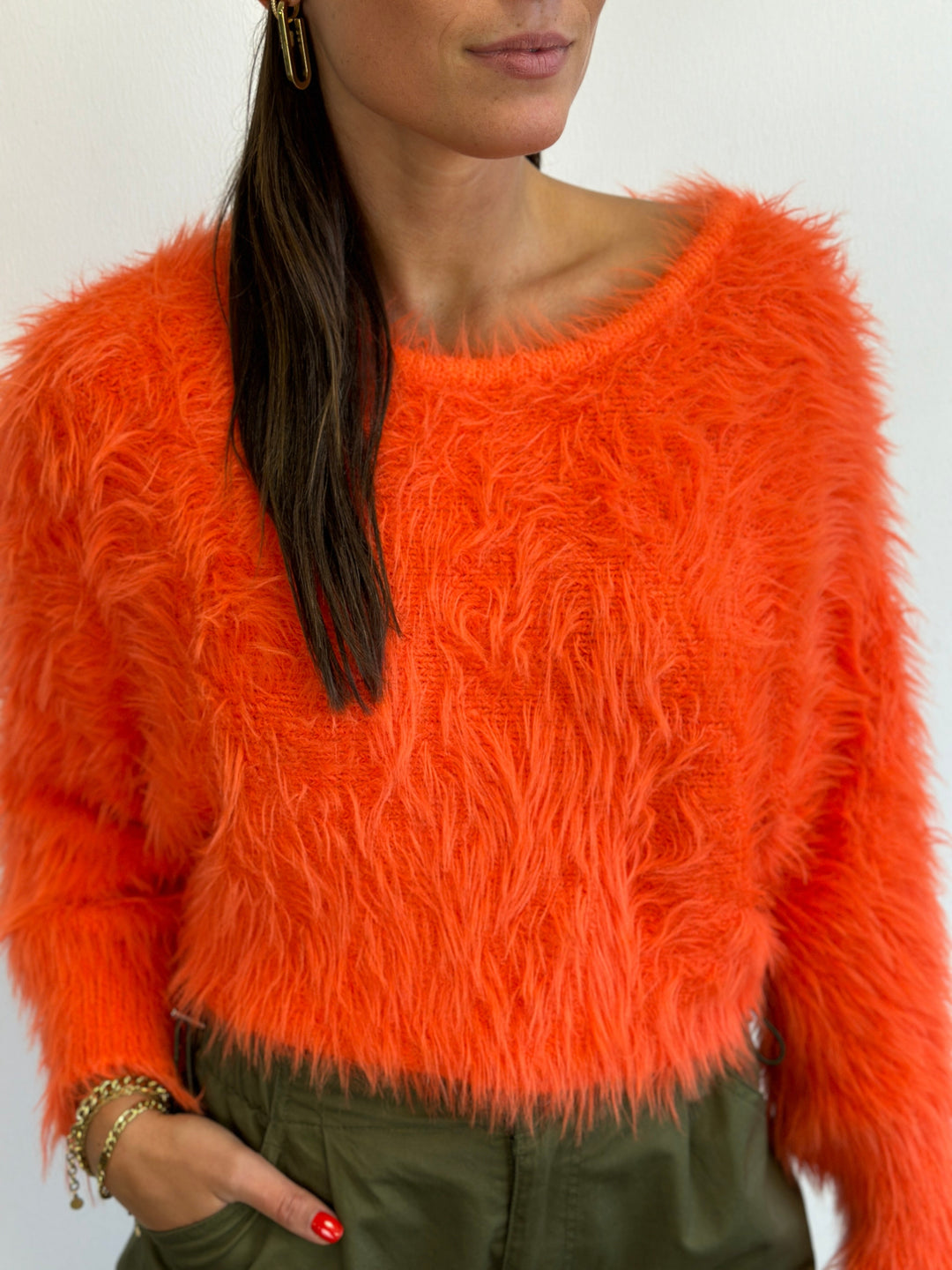 EB | Haariger Strickpullover