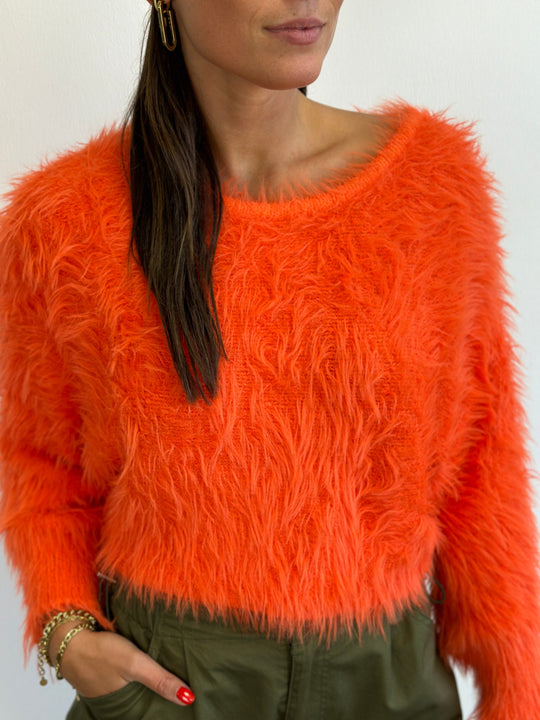 EB | Haariger Strickpullover