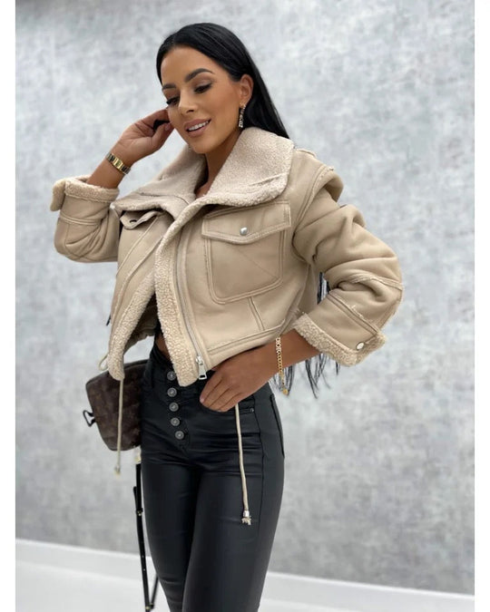 EB | Schwarze Lederjacke mit Teddyfutter