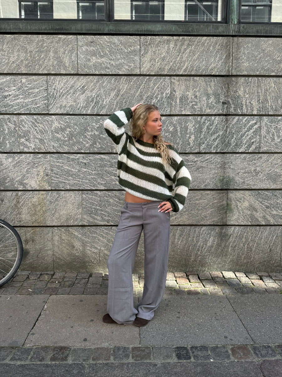 EB | Gestreifter Strick