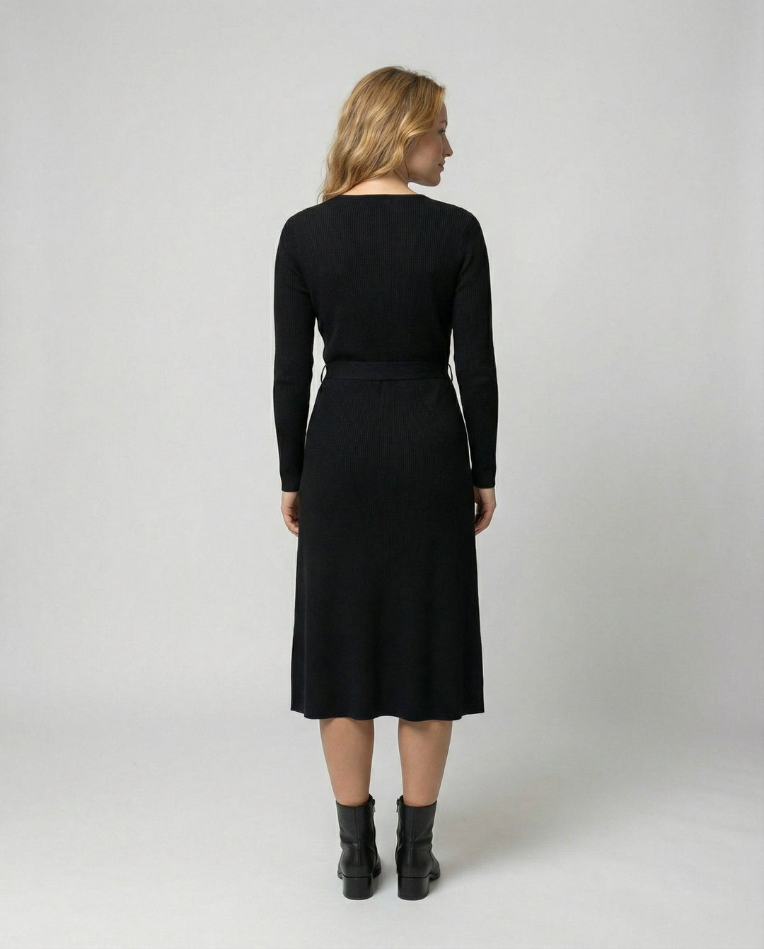Elegantes Damen Wickelkleid mit Langen Ärmeln und Taillenkordelung | EB